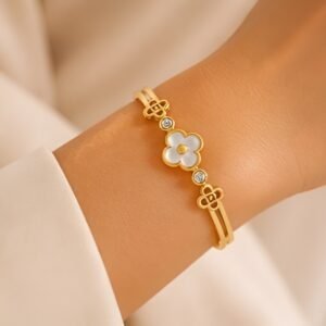 18kt Gold-Plated Elowen Floral Cuff