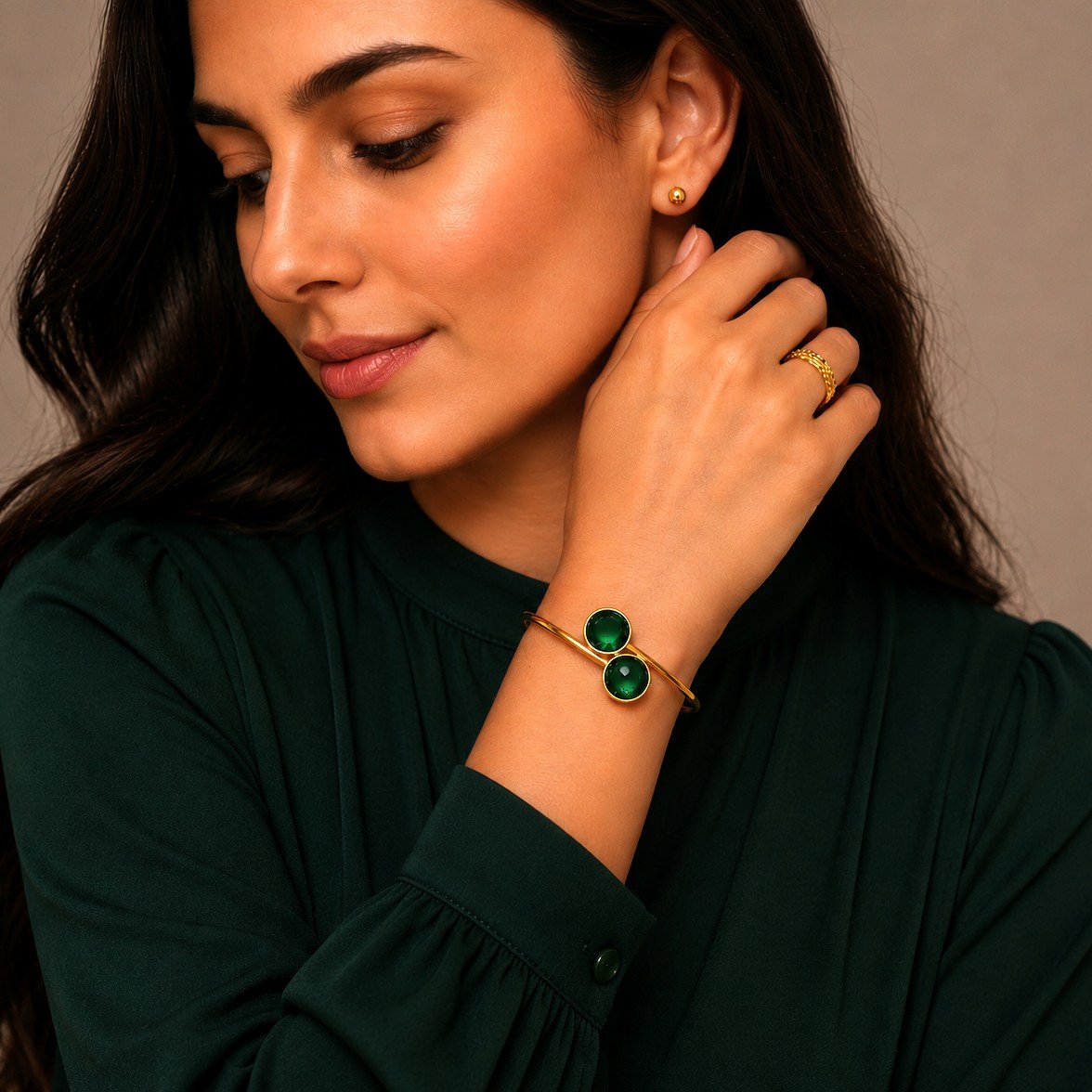 18kt Gold-Plated Emerald Love Chime Cuff Bracelet - Image 3